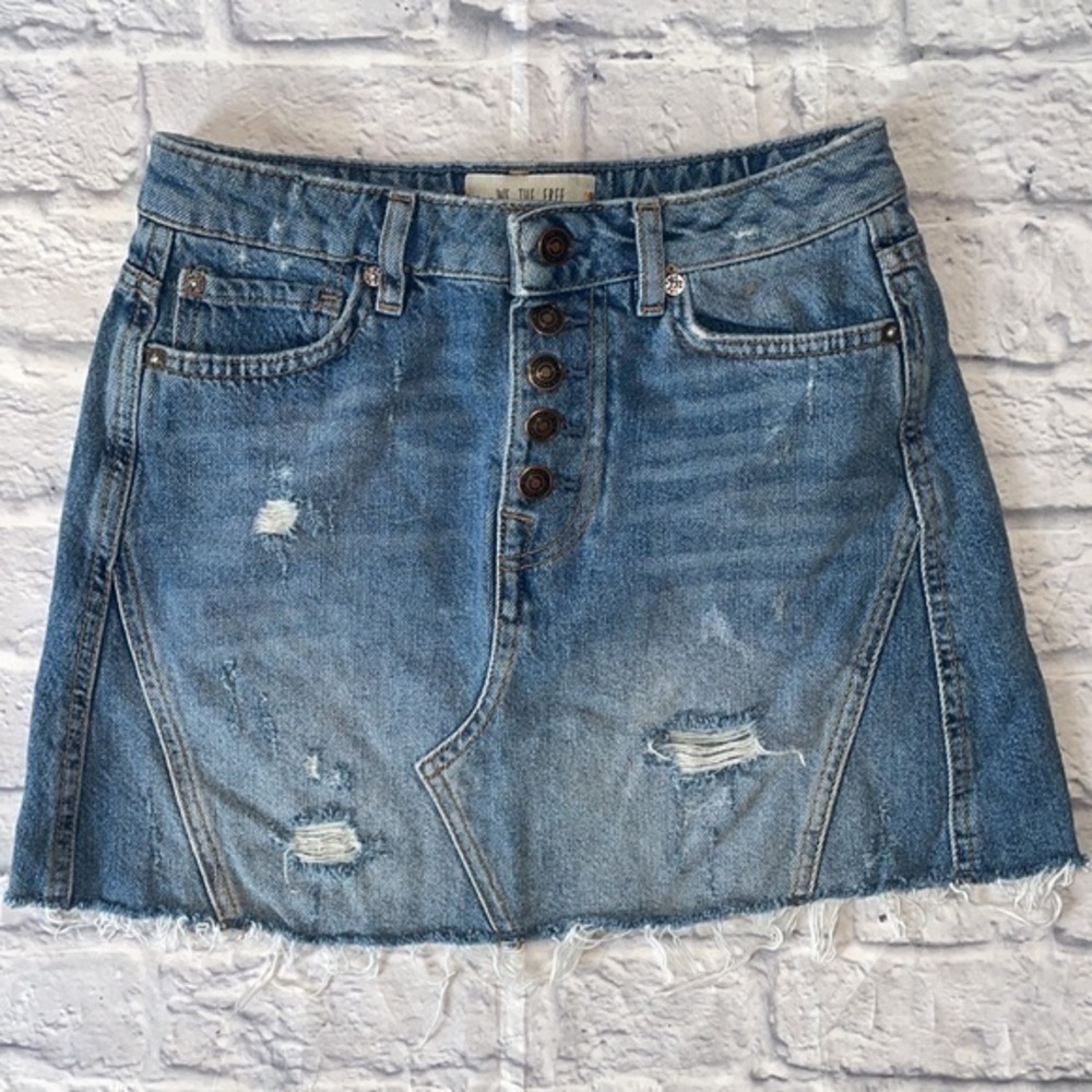 Free People Size 26 Boho Distressed Denim Button Fly Frayed Raw Hem Jean Skirt